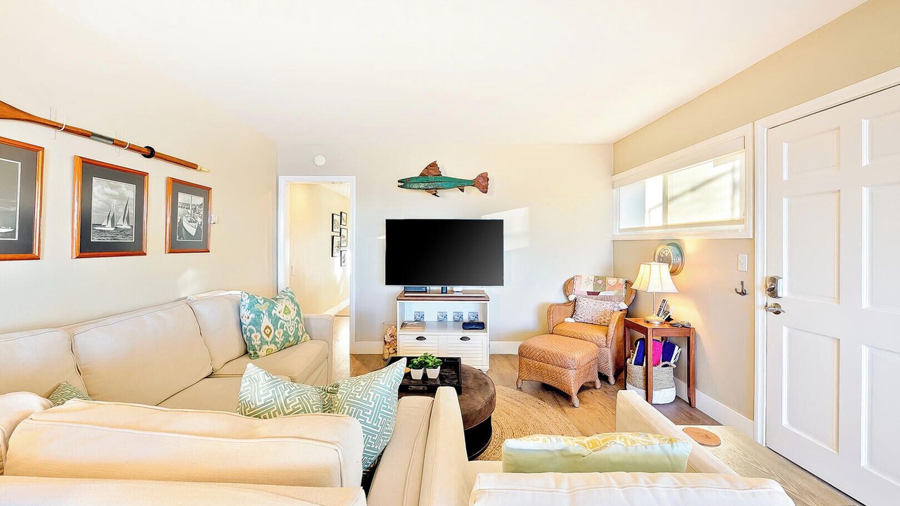 Photo of Livingroom in Ocean Beach