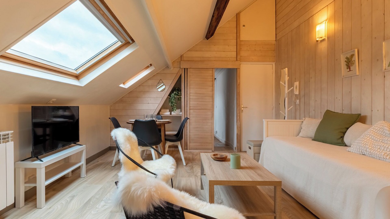 Photo of Livingroom in Rouen City Centre
