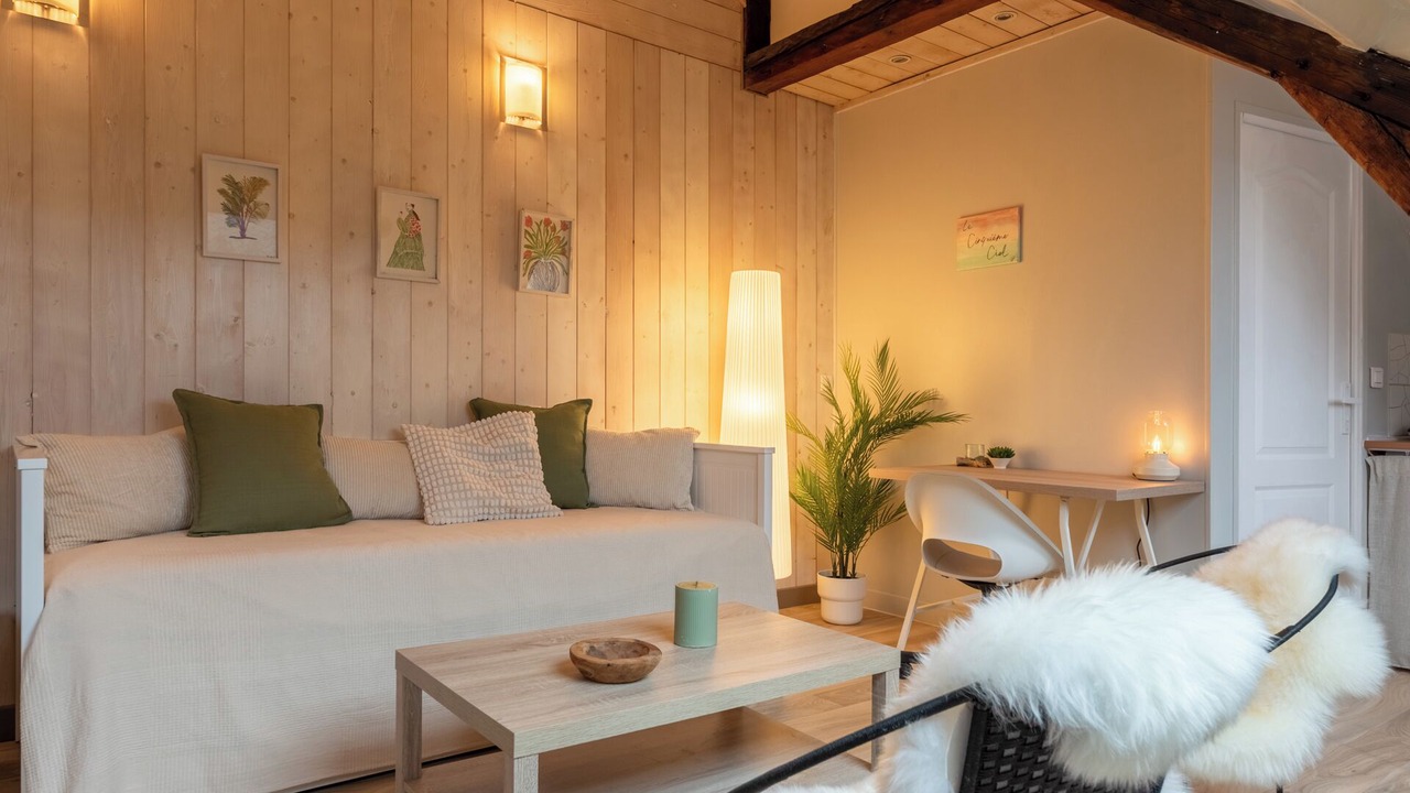 Photo of Bedroom in Rouen City Centre