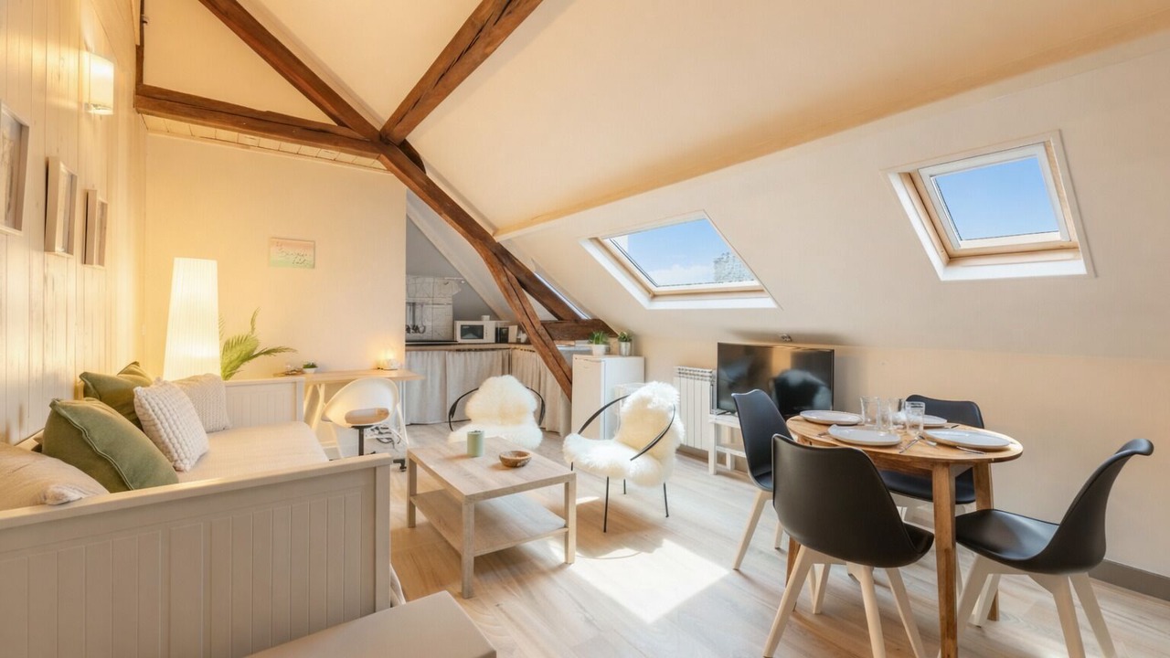Photo of Livingroom in Rouen City Centre