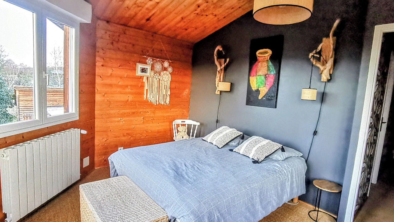 Photo of Bedroom in Villeneuve-de-Riviere