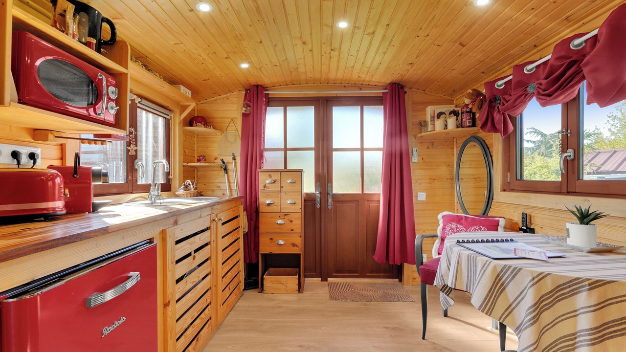 Photo of Kitchen in Villeneuve-de-Riviere