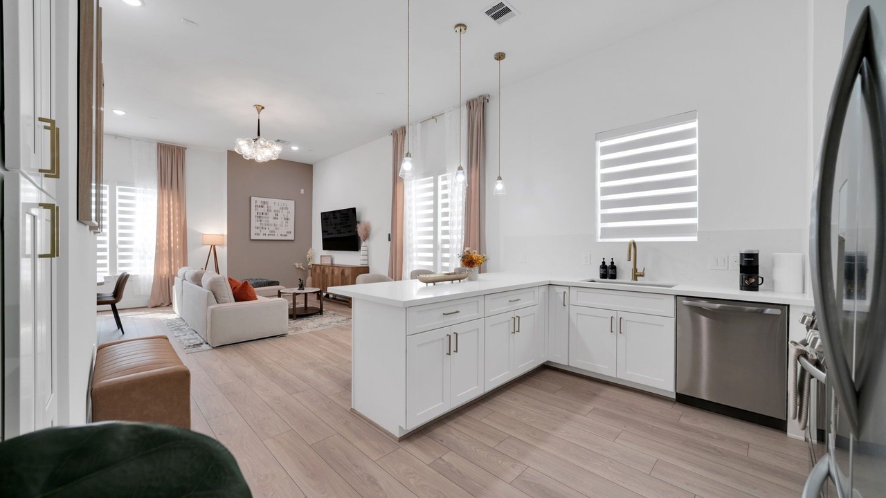 Photo of Livingroom in Foster Place