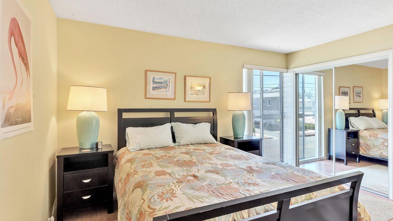 Photo of Bedroom in Ocean Beach