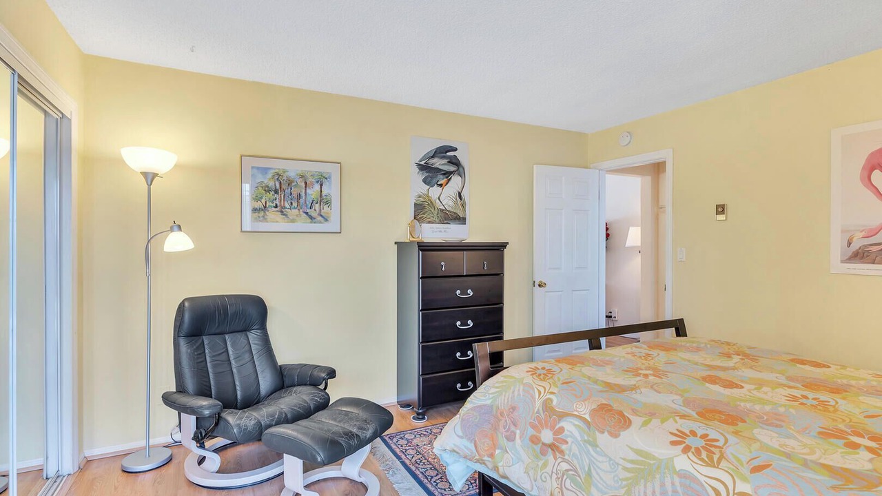 Photo of Bedroom in Ocean Beach