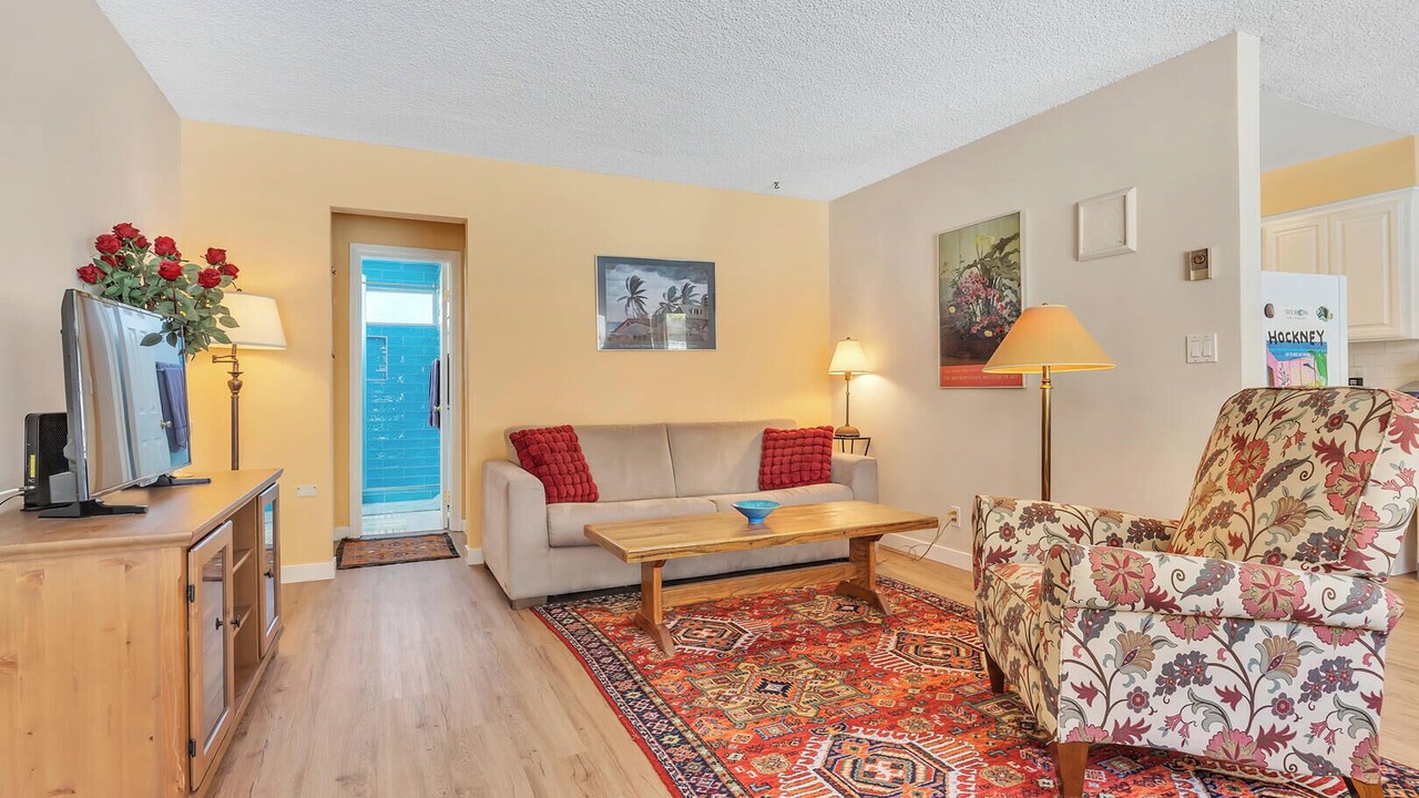 Photo of Livingroom in Ocean Beach