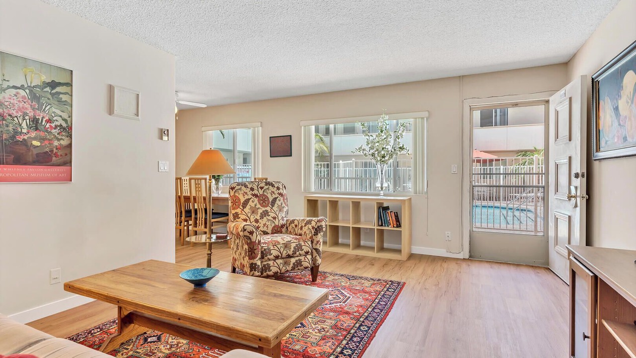Photo of Livingroom in Ocean Beach