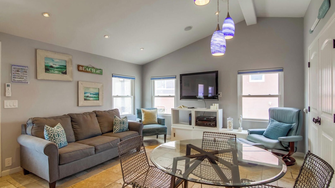 Photo of Livingroom in South Mission Beach