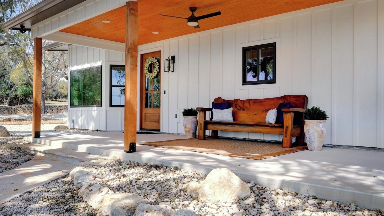 Photo of Patio Balcony in Blanco