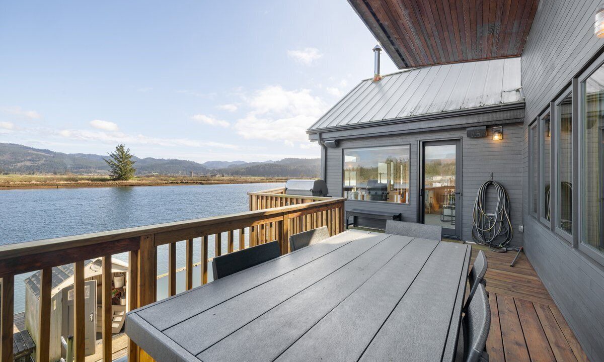 Photo of Outdoor in Nehalem