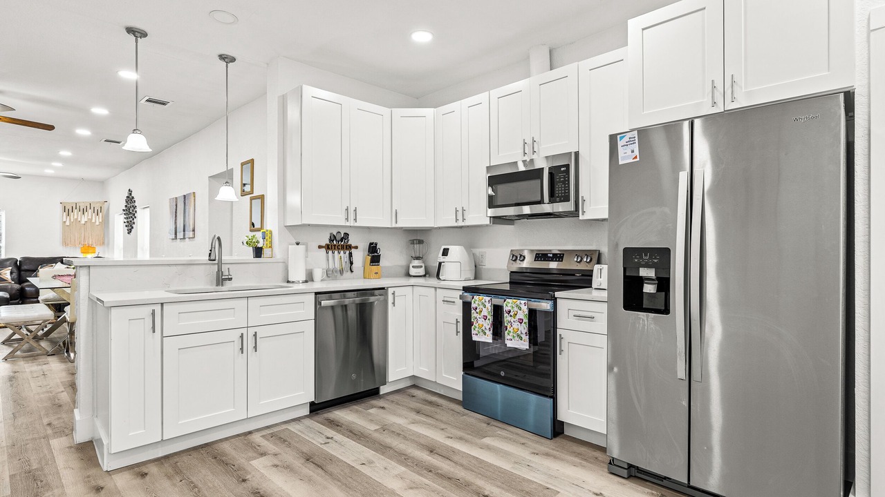 Photo of Kitchen in Northwest Los Angeles Heights