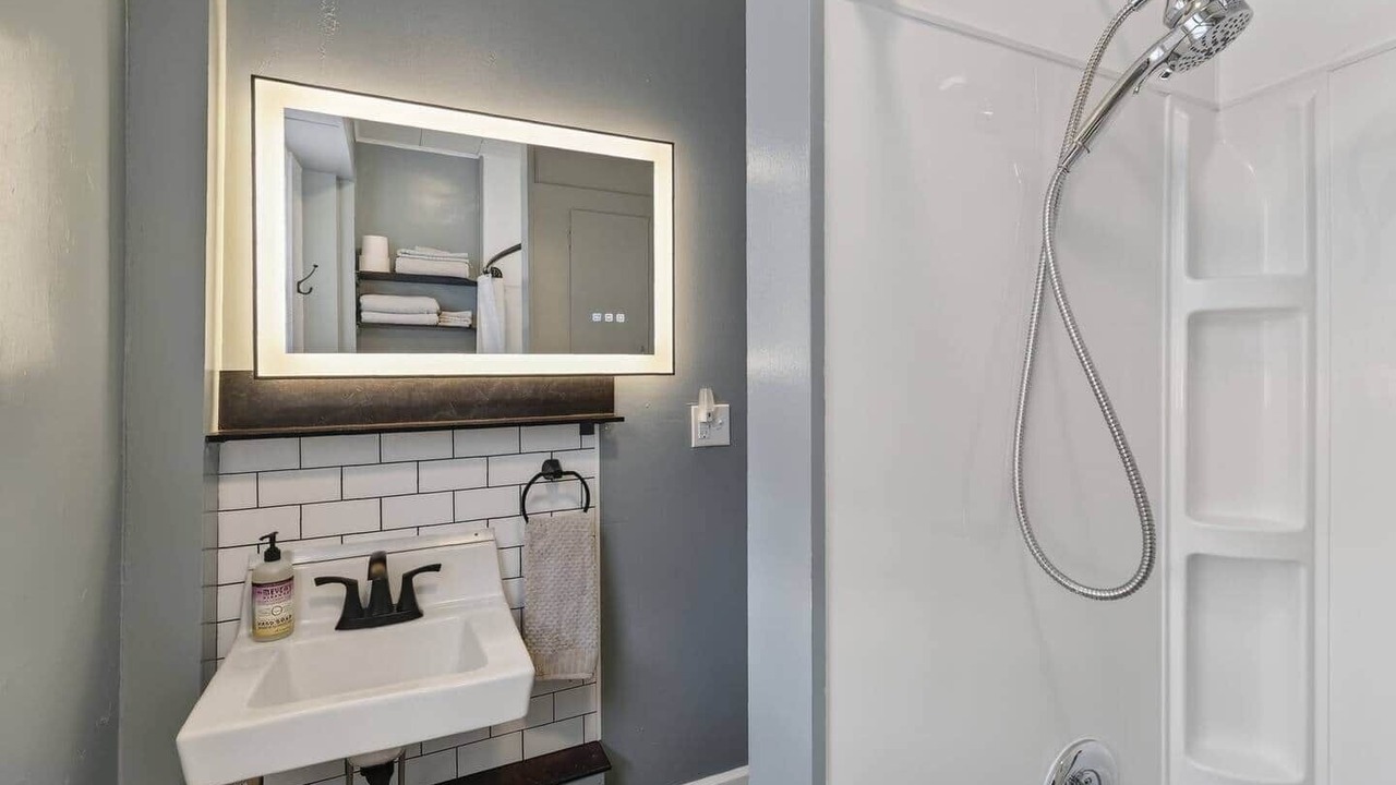 Photo of Bathroom in Oberlin
