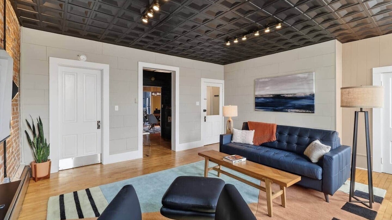 Photo of Livingroom in Oberlin