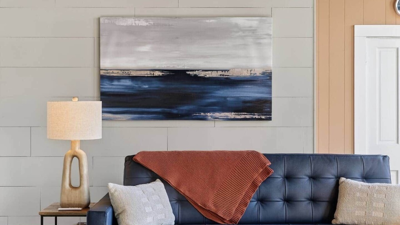 Photo of Livingroom in Oberlin