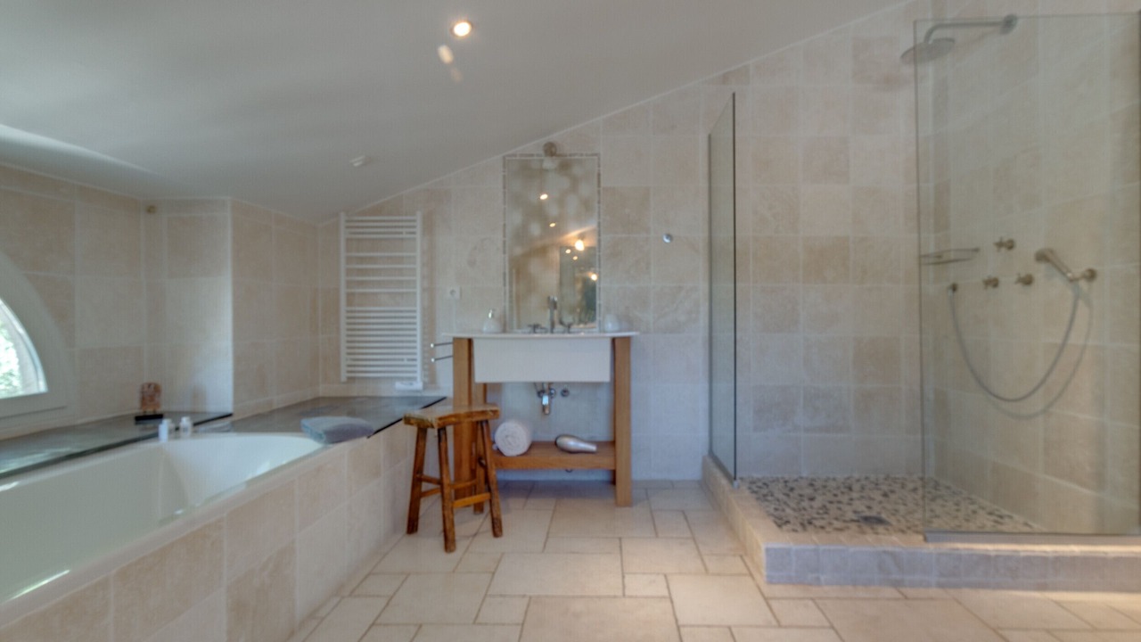 Photo of Bathroom in Callian