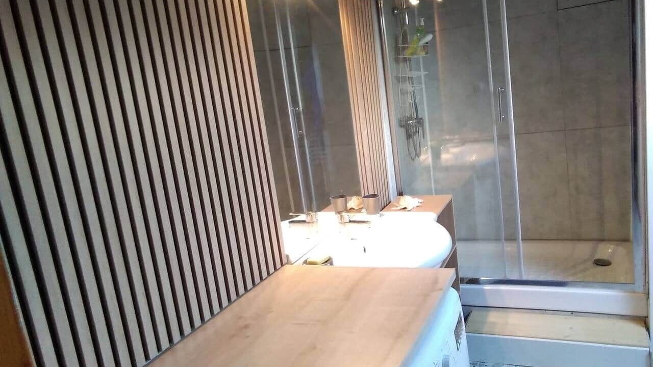 Photo of Bathroom in La Madeleine-Bellevue