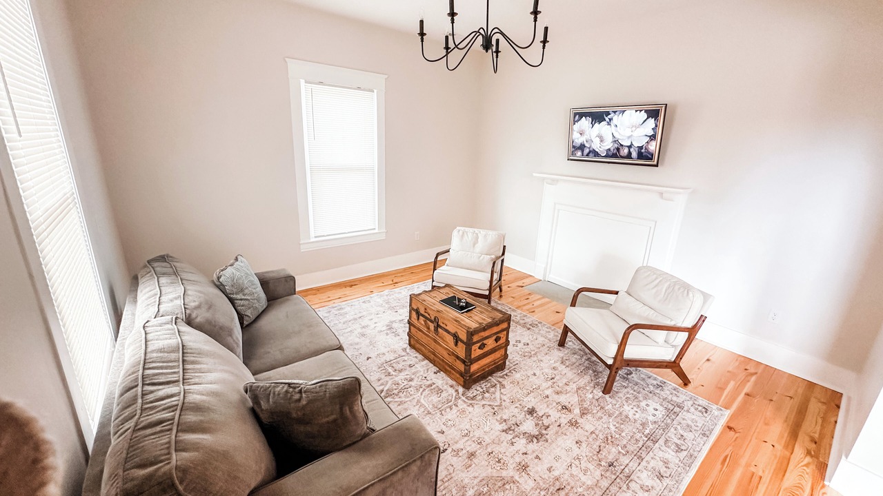 Photo of Livingroom in Rocky Mount