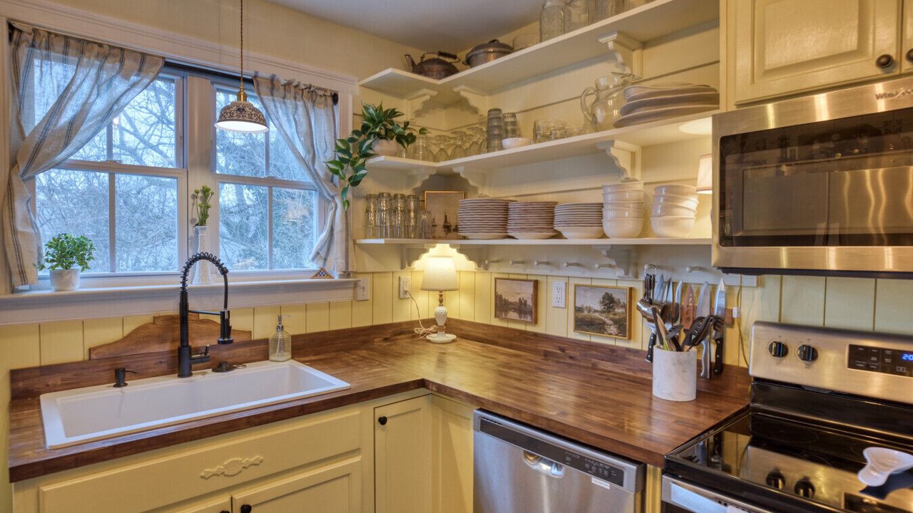 Photo of Kitchen in Milton