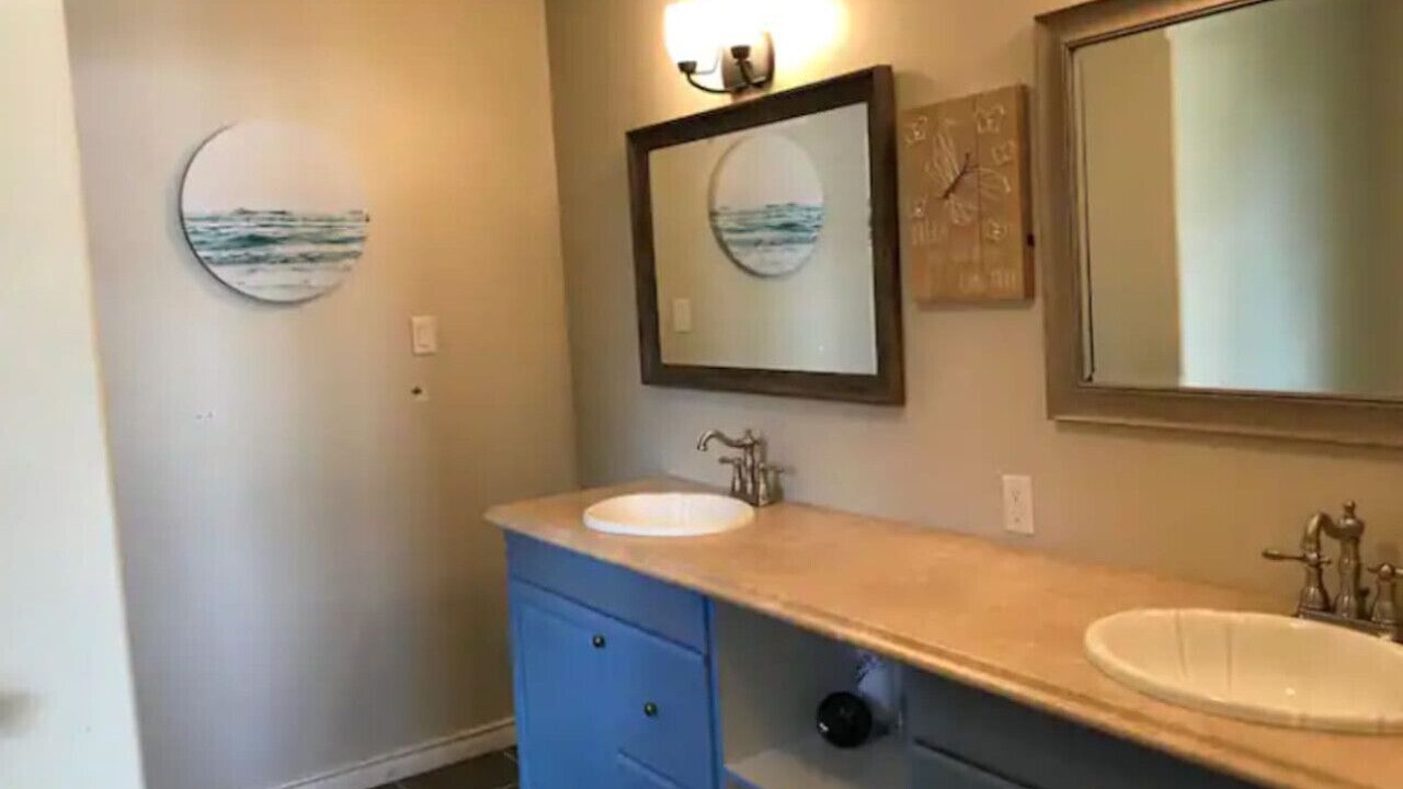Photo of Bathroom in Barry's Bay