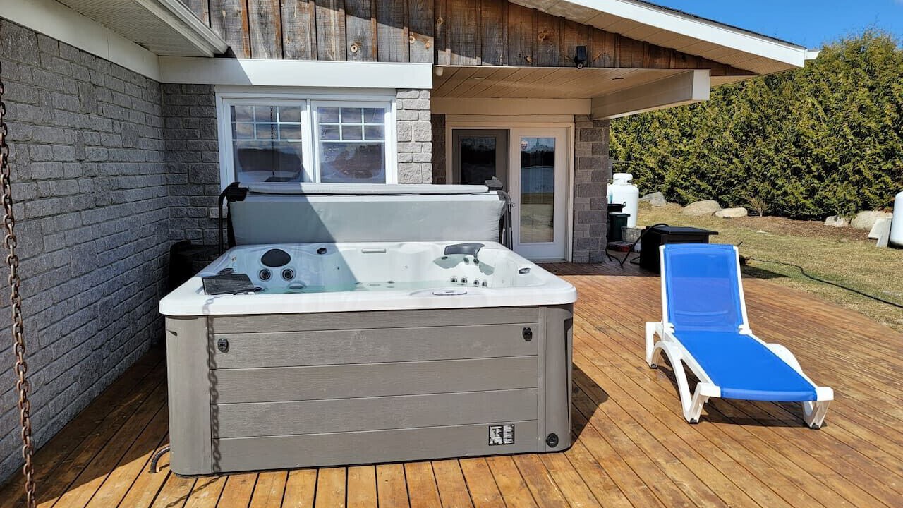Photo of Patio Balcony in Barry's Bay