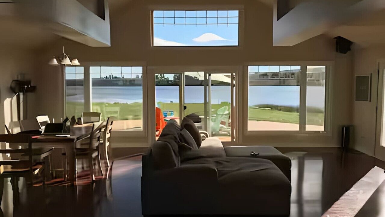 Photo of Livingroom in Barry's Bay
