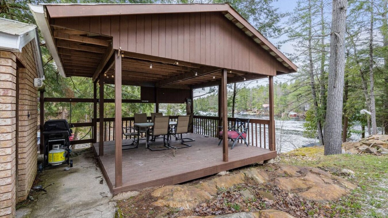 Photo of Outdoor in Severn