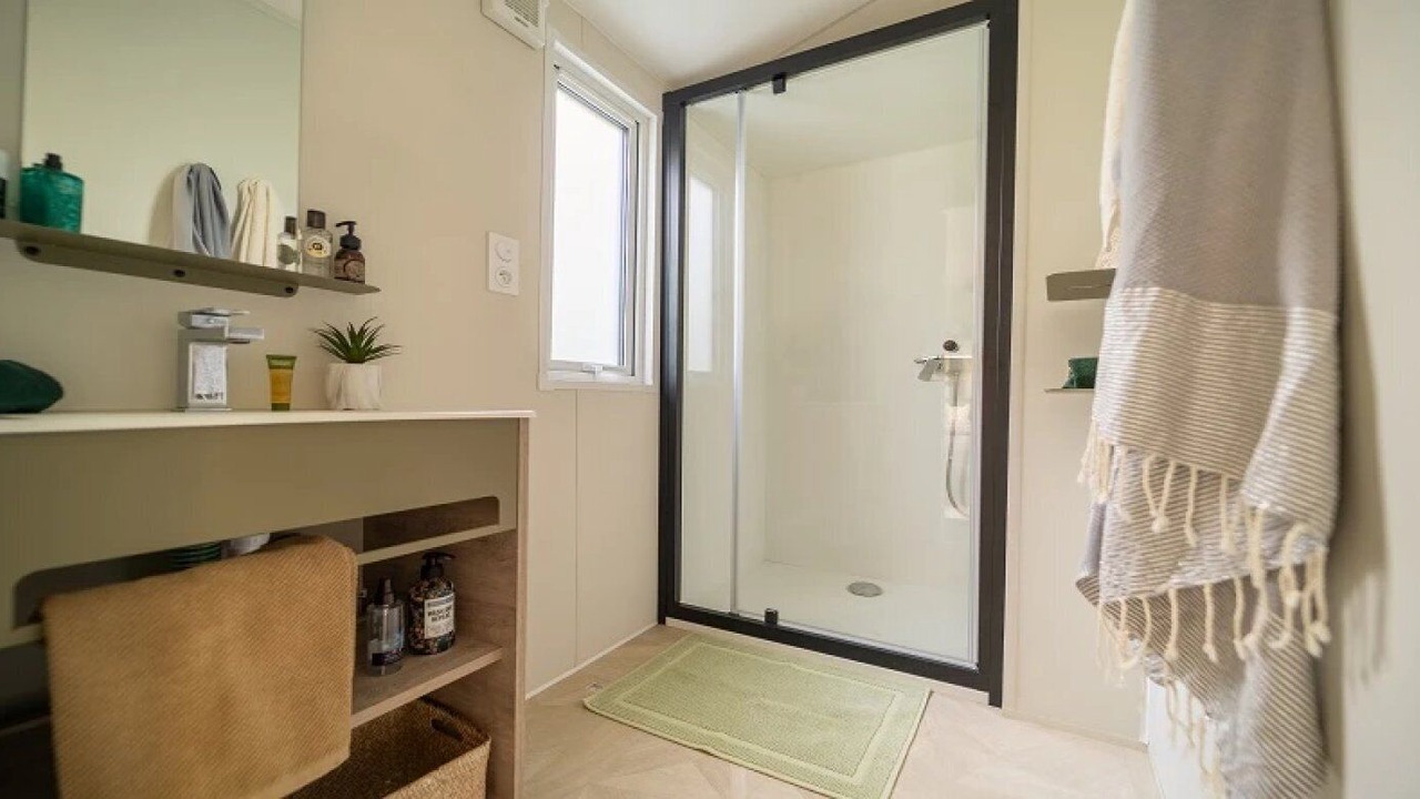 Photo of Bathroom in Laroque-des-Alberes