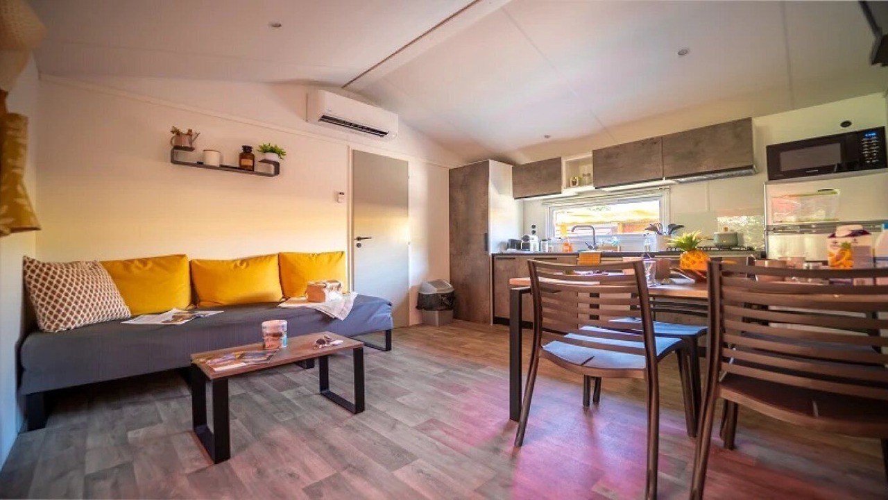 Photo of Livingroom in Laroque-des-Alberes