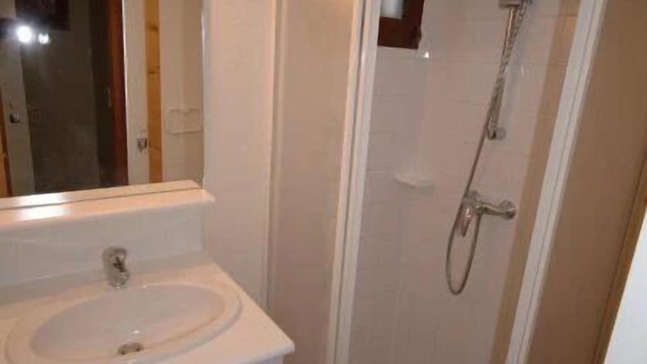 Photo of Bathroom in Saint-Rome-de-Tarn