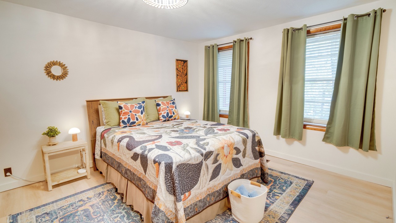 Photo of Bedroom in Cookson