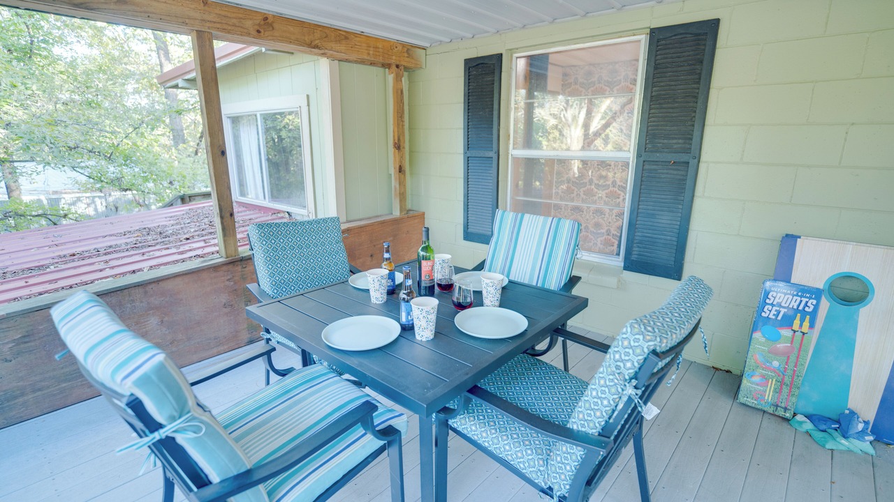 Photo of Outdoor in Cookson