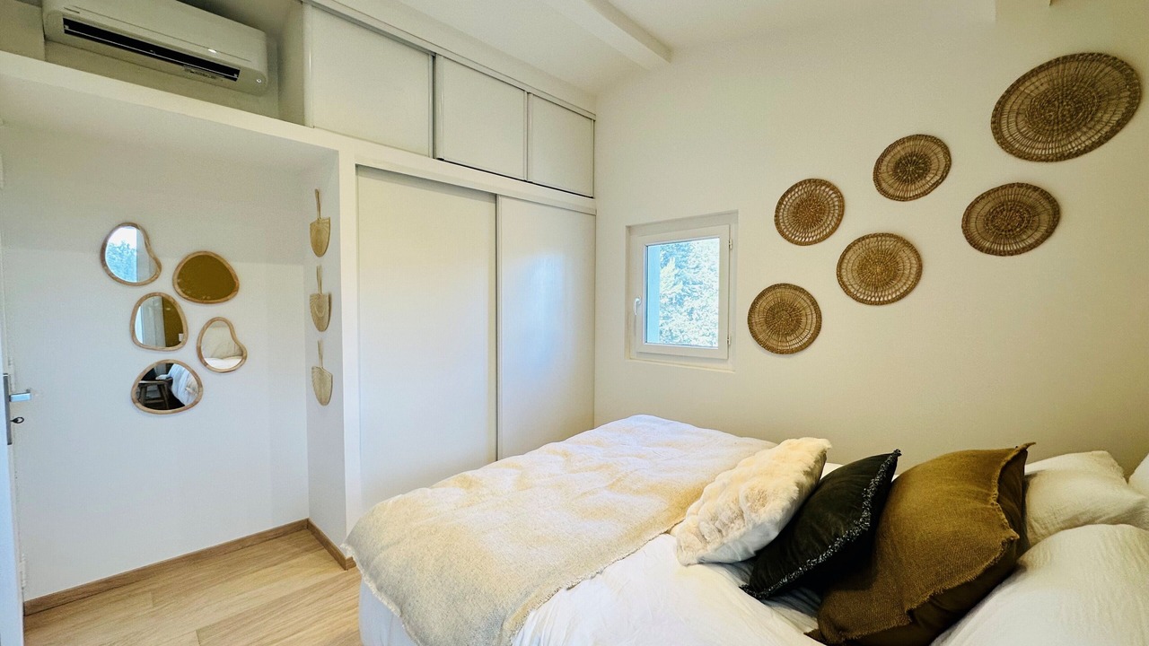 Photo of Bedroom in Quartier des Espesses