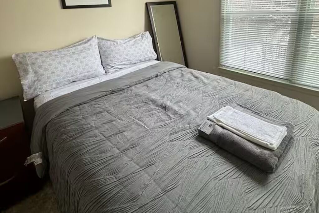 Photo of Bedroom in Wheaton