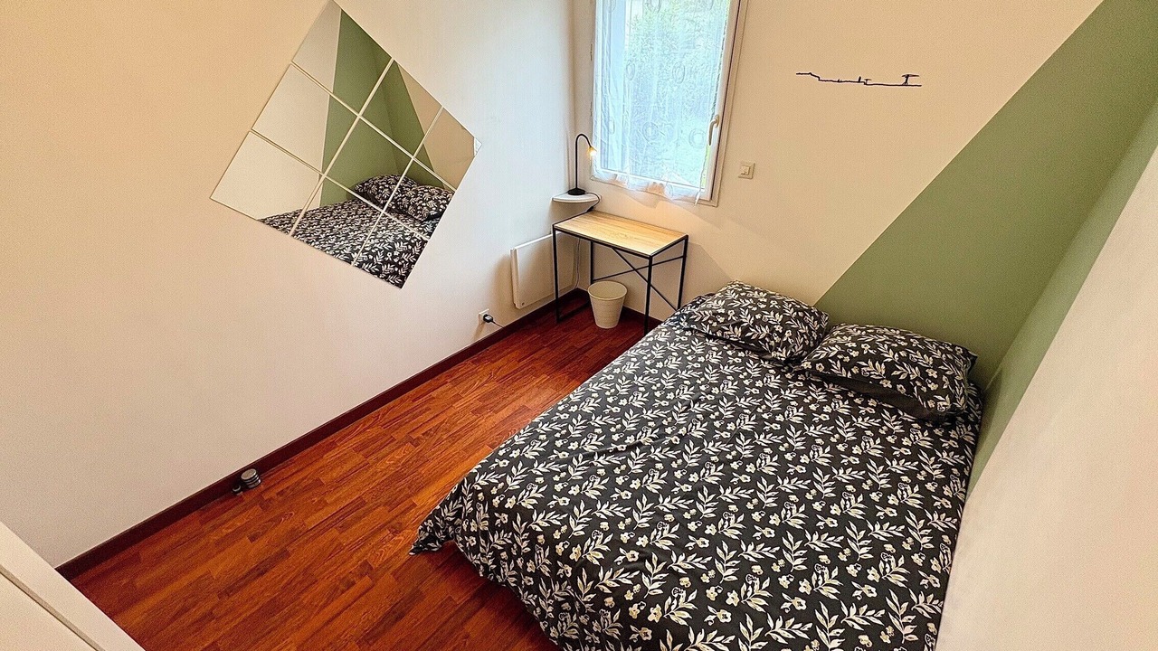 Photo of Bedroom in Coulmiers-Jardin des Plantes