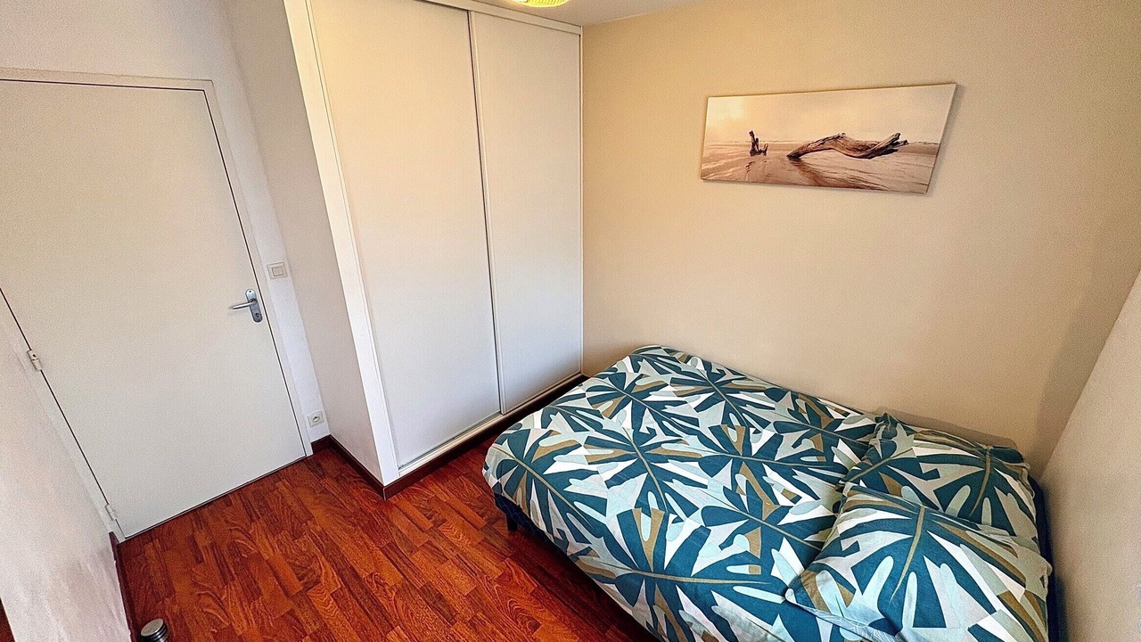 Photo of Bedroom in Coulmiers-Jardin des Plantes