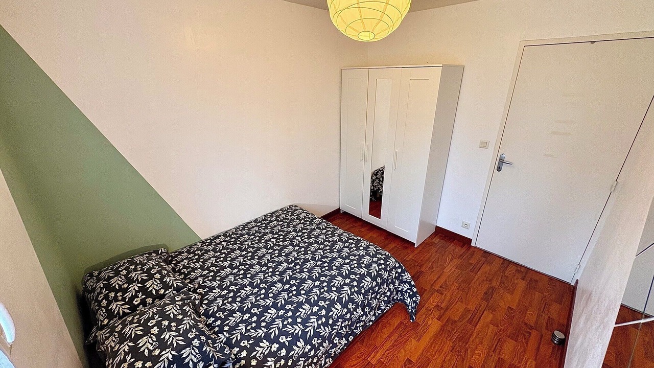 Photo of Bedroom in Coulmiers-Jardin des Plantes