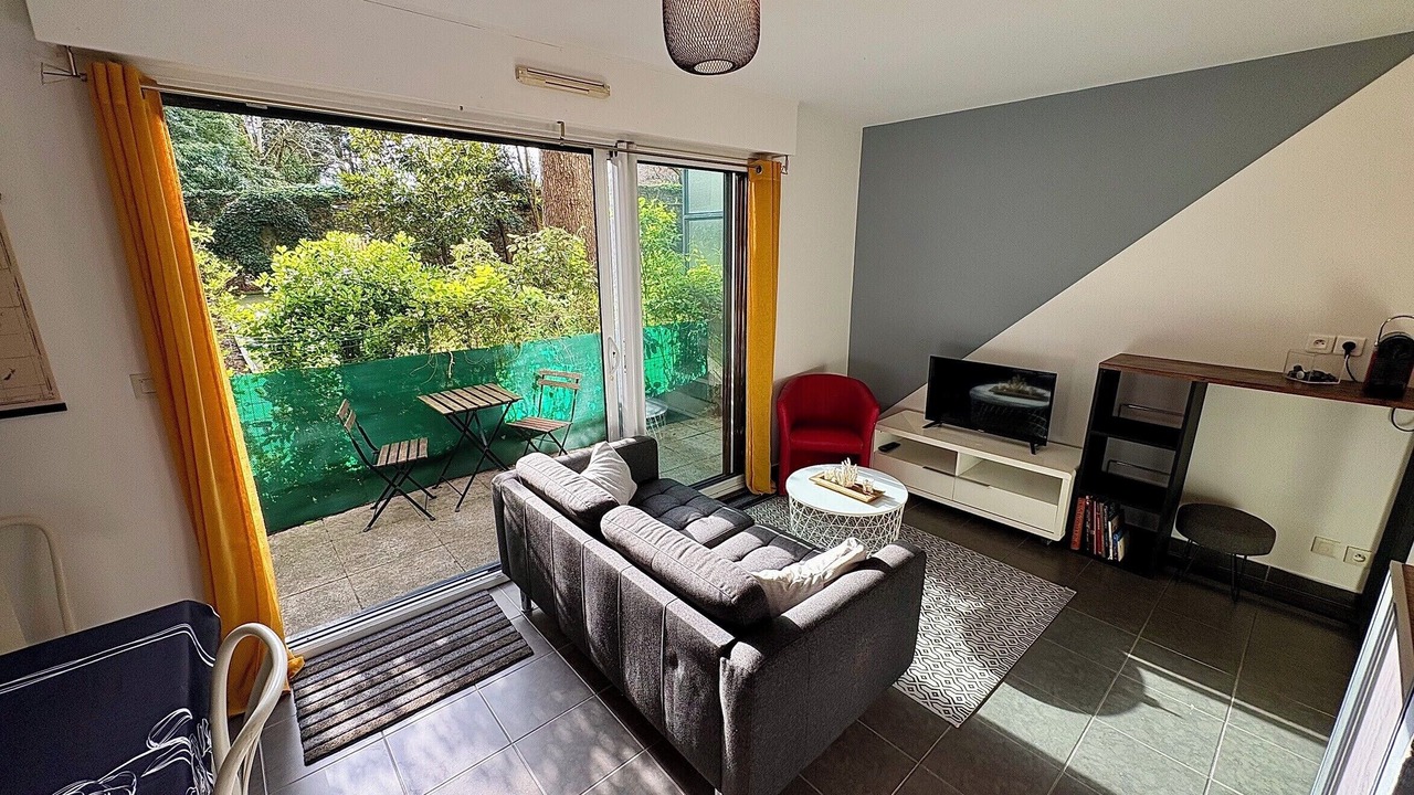 Photo of Livingroom in Coulmiers-Jardin des Plantes