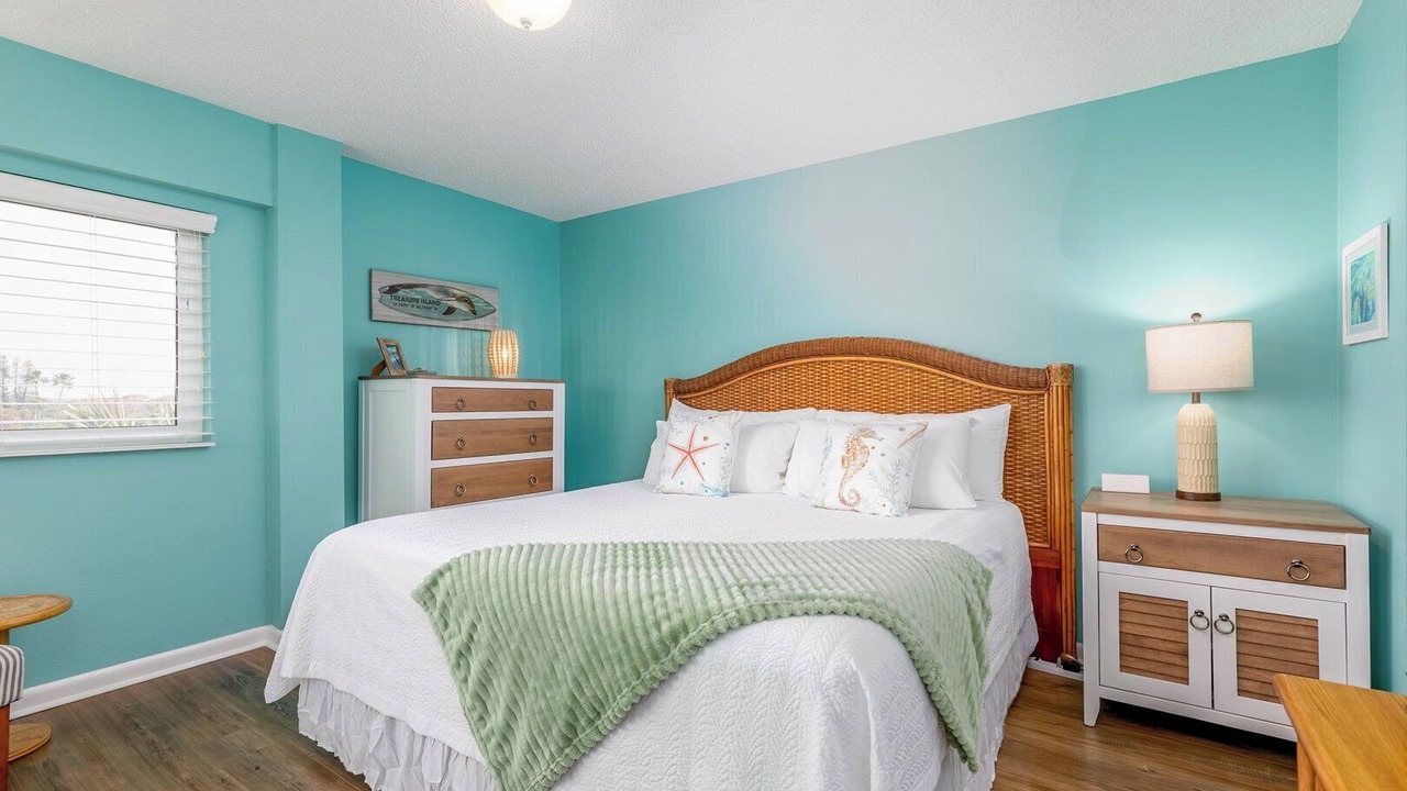 Photo of Bedroom in Sunset Beach