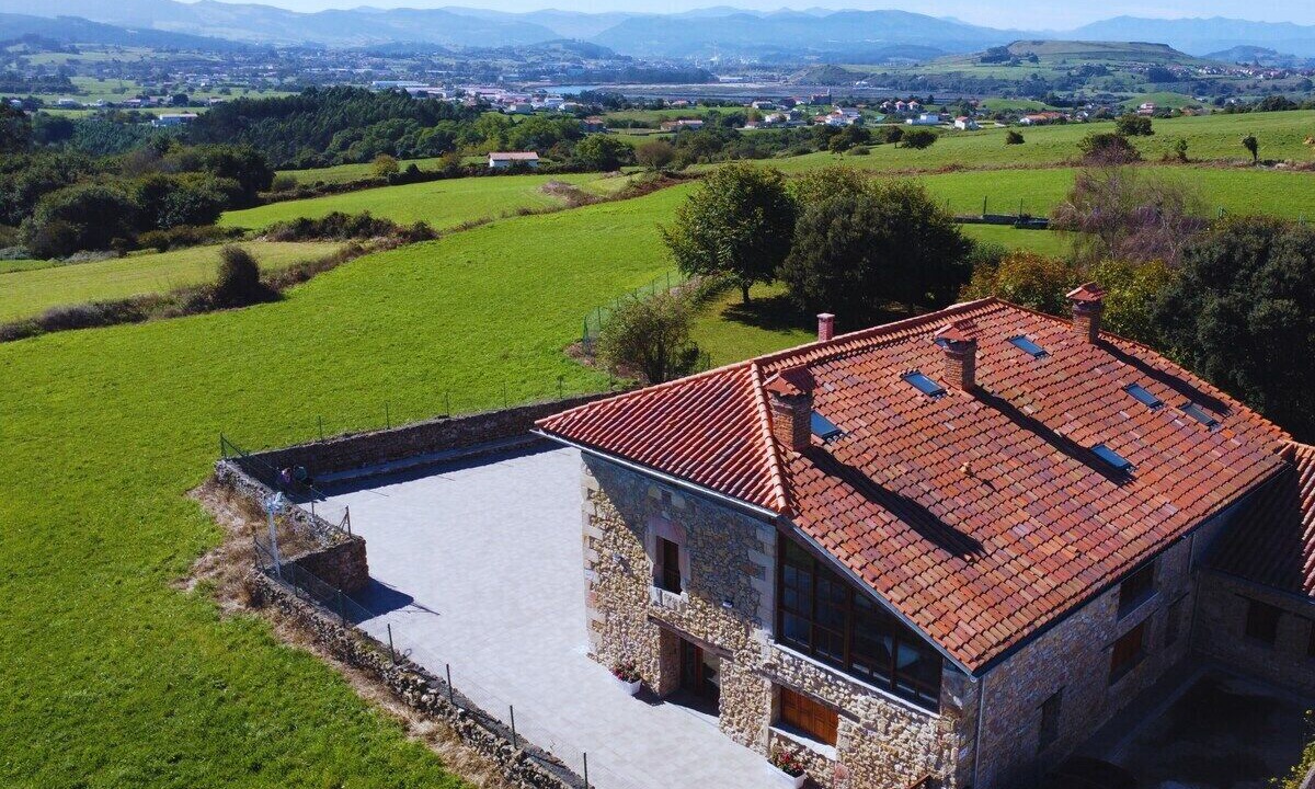 Photo of Outdoor in Miengo