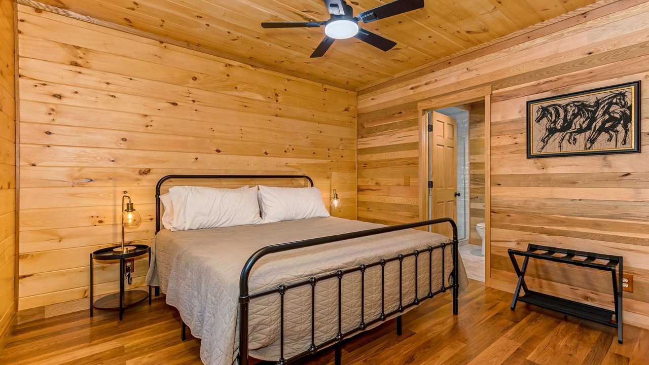 Photo of Bedroom in Logan