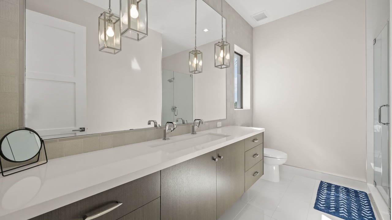 Photo of Bathroom in Lighthouse Point