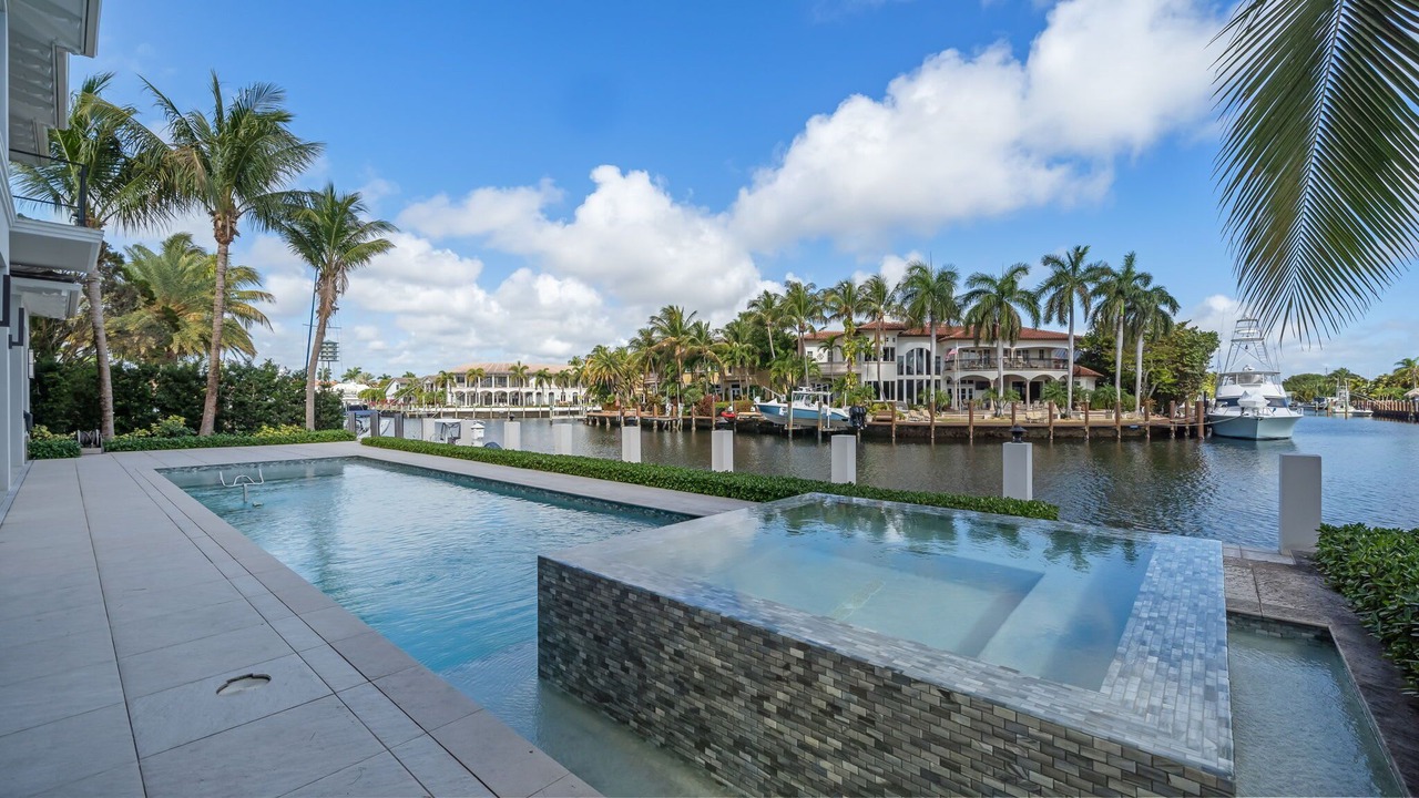 Photo of Outdoor in Lighthouse Point