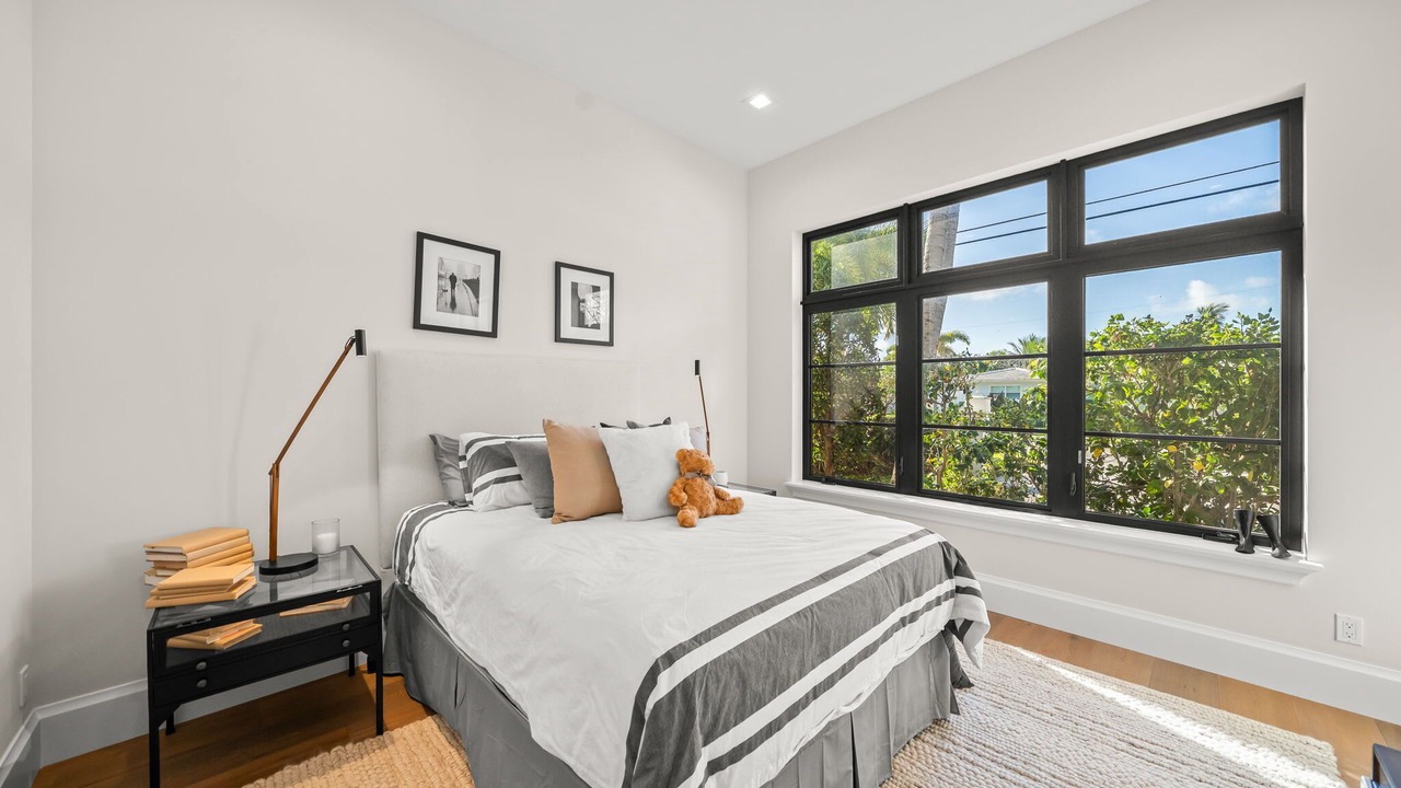 Photo of Bedroom in Lighthouse Point