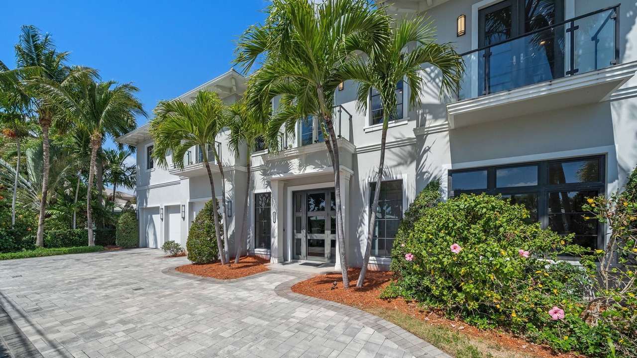 Photo of Outdoor in Lighthouse Point