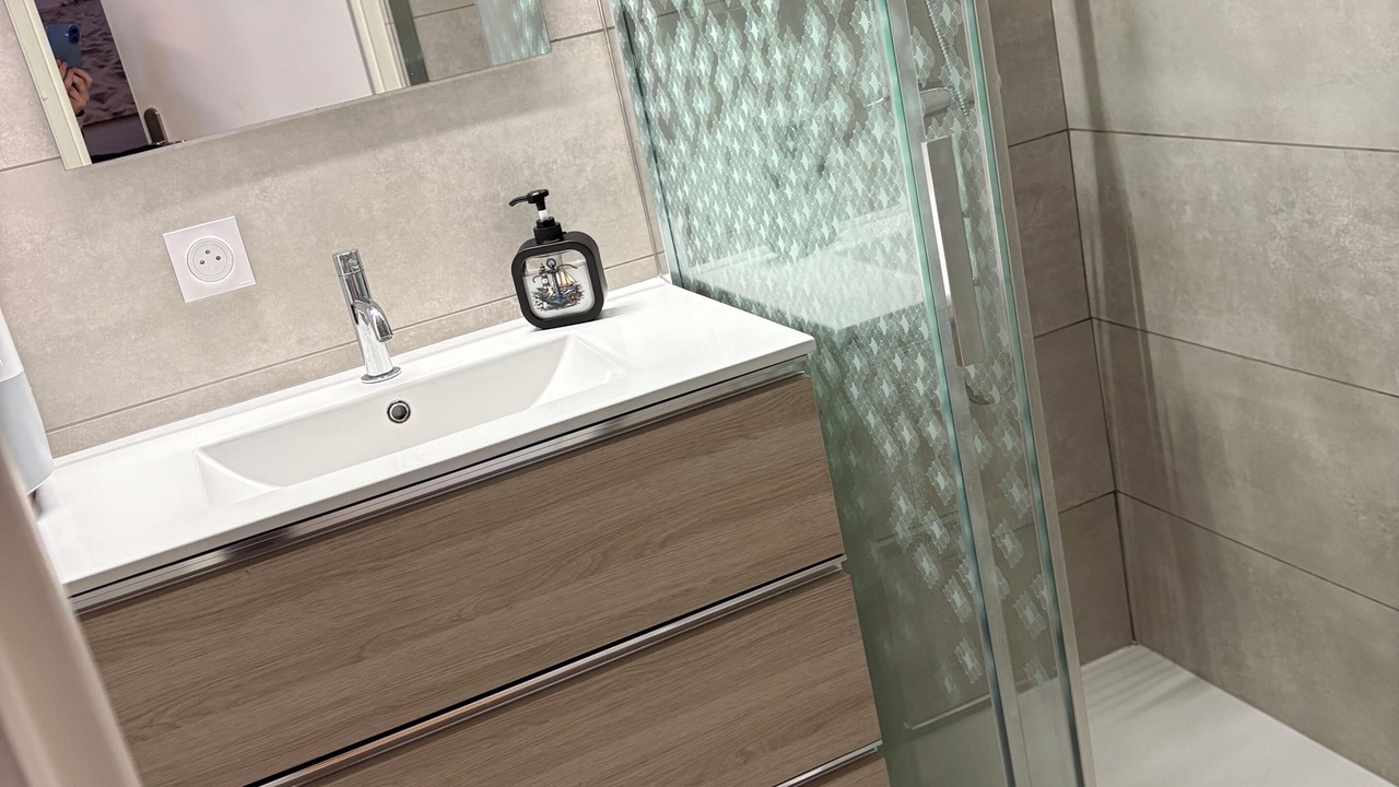 Photo of Bathroom in Gruissan