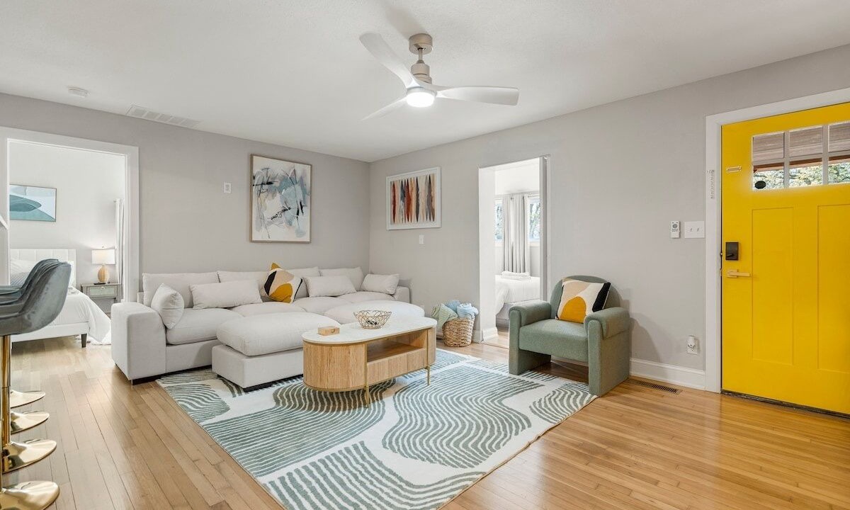 Photo of Livingroom in Tulsa