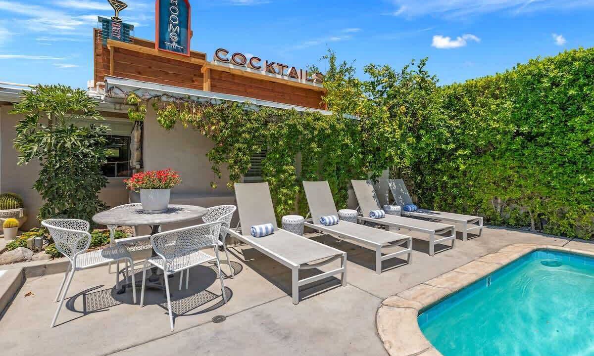 Photo of Outdoor in Tahquitz River Estates