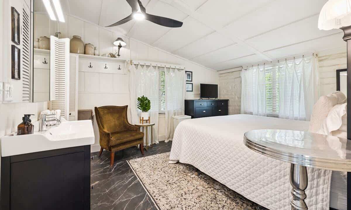 Photo of Bedroom in Tahquitz River Estates