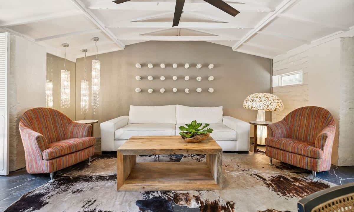 Photo of Livingroom in Tahquitz River Estates
