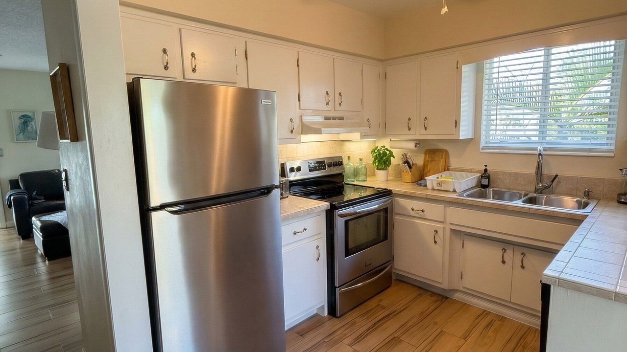 Photo of Kitchen in Central Corals